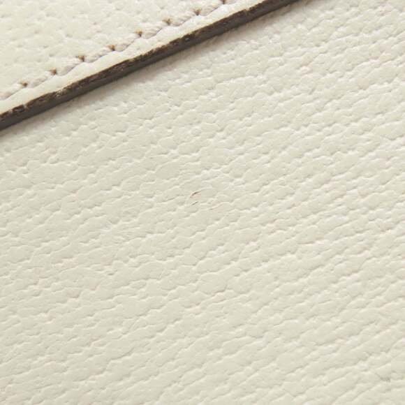 GUCCI White Leather Shoulder Bag - Picture 12 of 16
